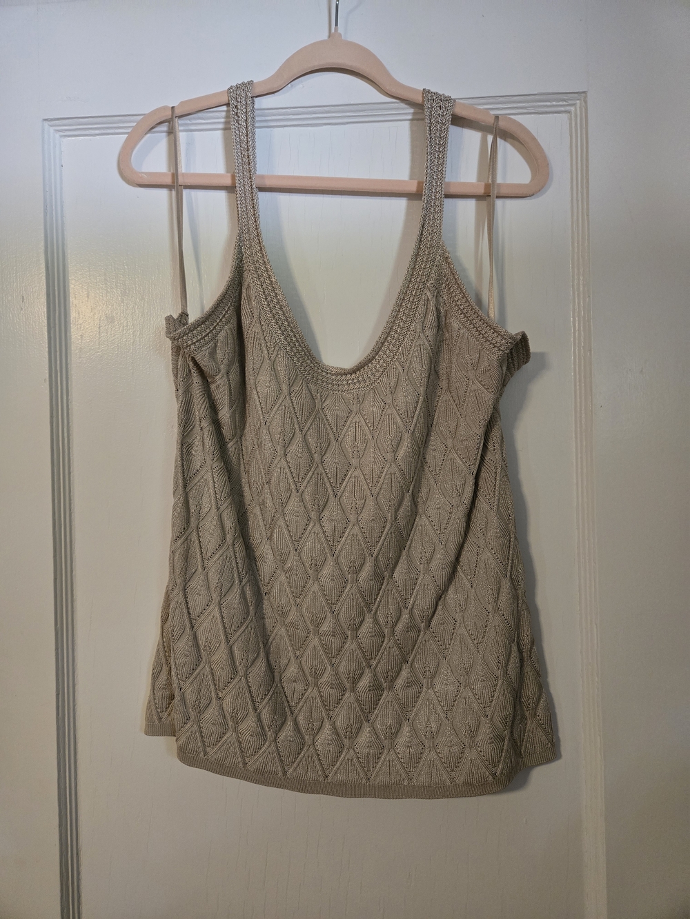 White House Black Market Beige Diamond Knit Tank